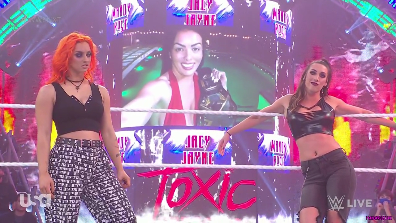 WWE_NXT_2_0_21st_Dec_2021_720p_WEBRip_h264-TJ_mp40227.jpg