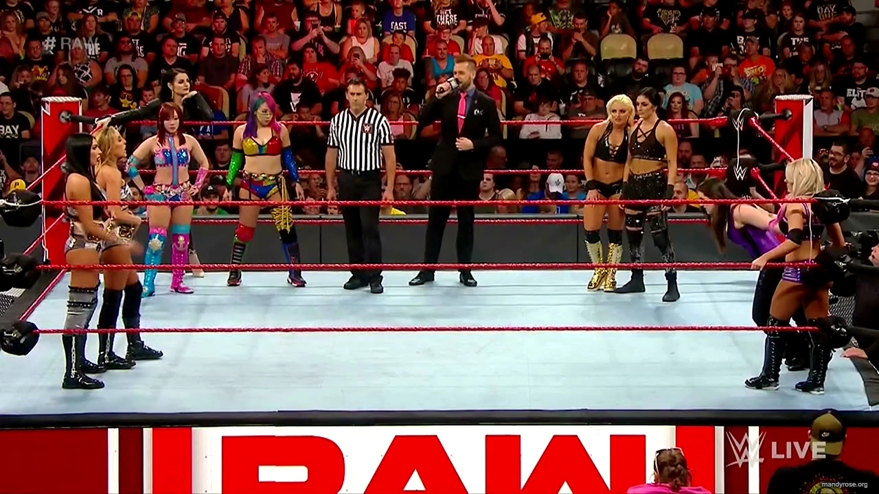 WWE_RAW_2019_08_05_720p_HDTV_x264-Star_mkv2617.jpg