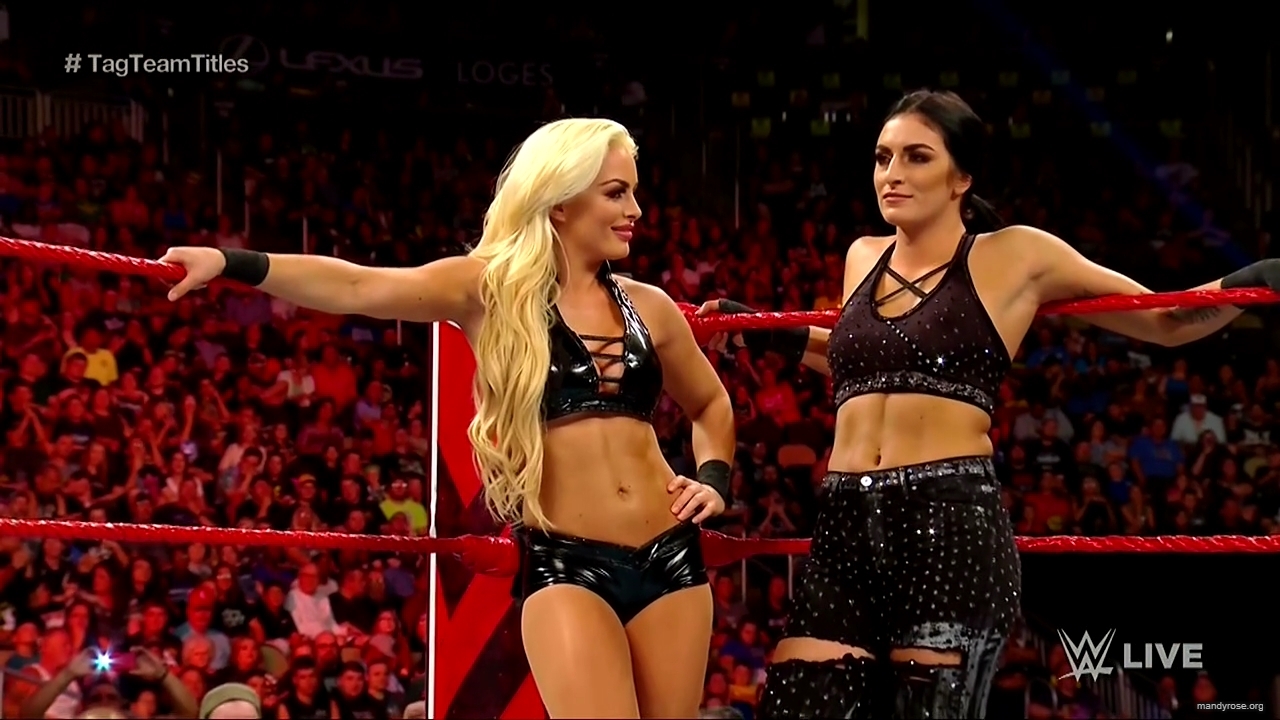 WWE_RAW_2019_08_05_720p_HDTV_x264-Star_mkv2645.jpg