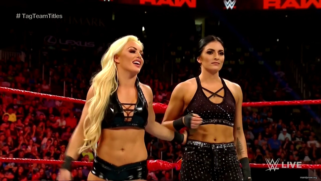 WWE_RAW_2019_08_05_720p_HDTV_x264-Star_mkv2648.jpg