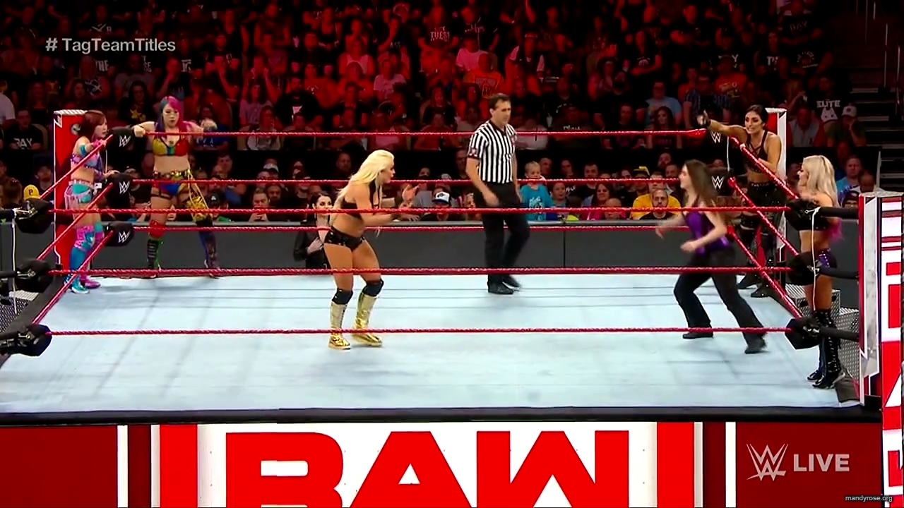 WWE_RAW_2019_08_05_720p_HDTV_x264-Star_mkv2876.jpg