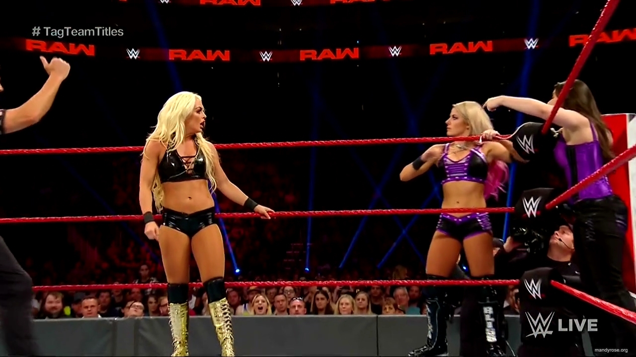 WWE_RAW_2019_08_05_720p_HDTV_x264-Star_mkv2908.jpg