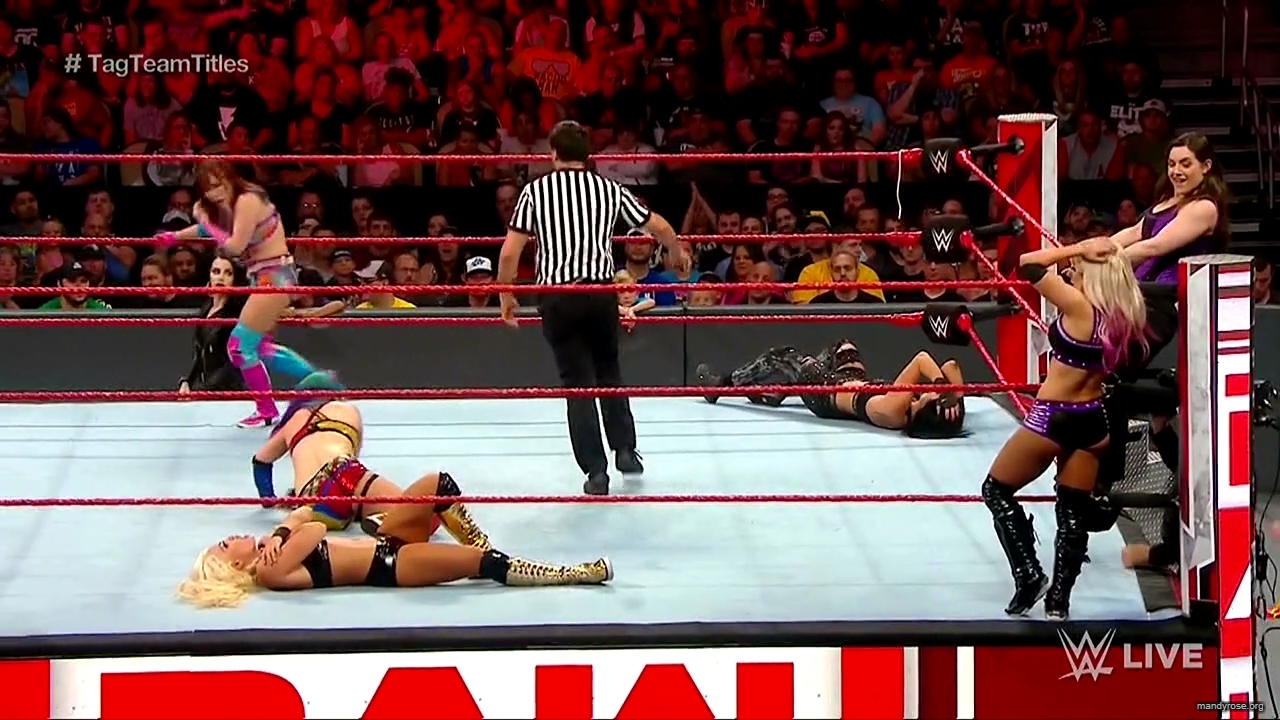 WWE_RAW_2019_08_05_720p_HDTV_x264-Star_mkv3153.jpg