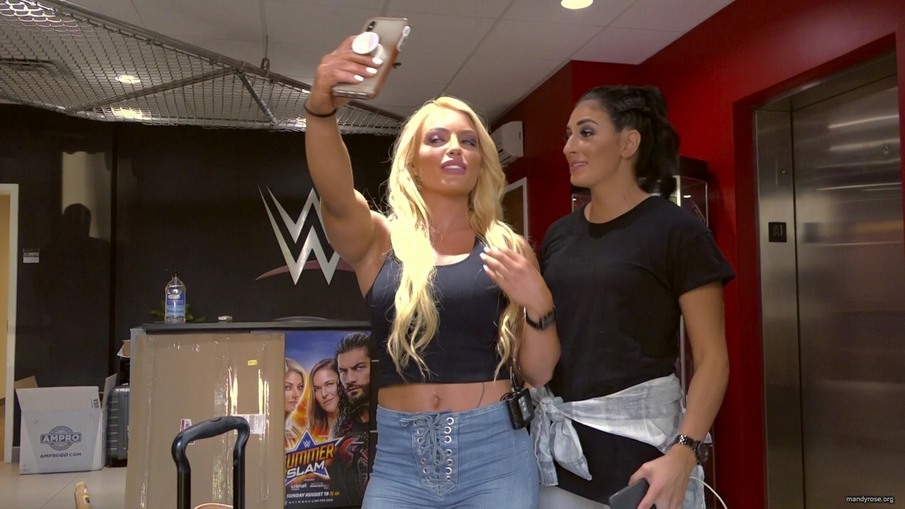 WWE_Ride_Along_S03E08_Orlando_Odyssey_720p_WEB_h264-HEEL_mp40226.jpg