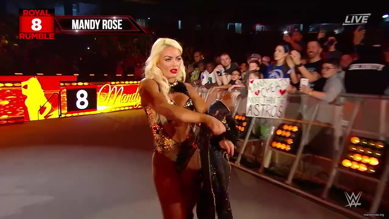 WWE_Royal_Rumble_2020_PPV_720p_WEB_h264-HEEL_mp40024.jpg