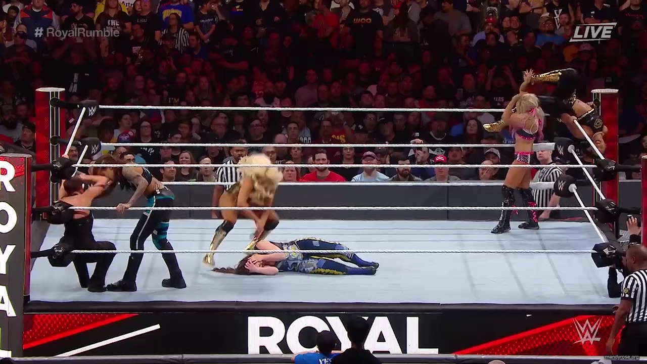 WWE_Royal_Rumble_2020_PPV_720p_WEB_h264-HEEL_mp40068.jpg