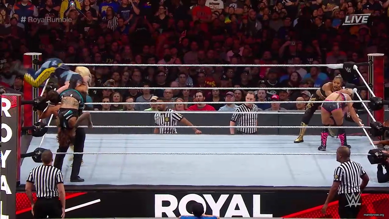 WWE_Royal_Rumble_2020_PPV_720p_WEB_h264-HEEL_mp40077.jpg