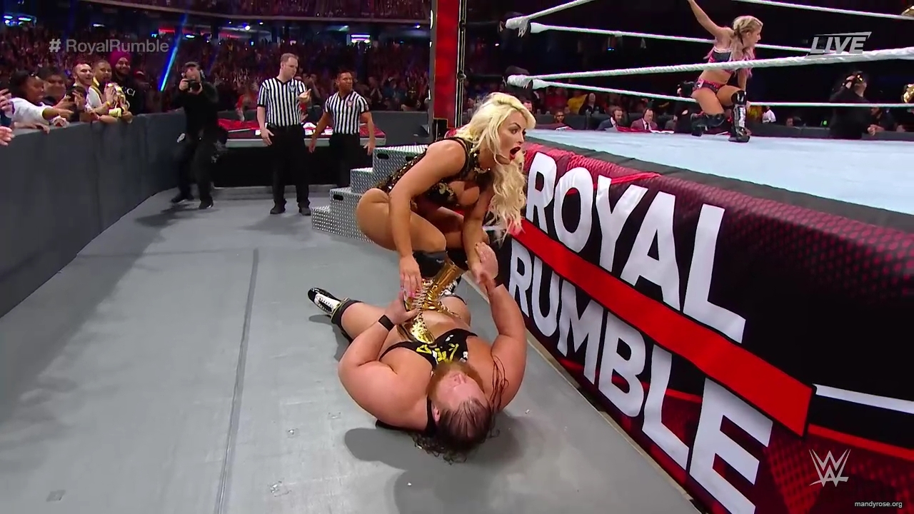 WWE_Royal_Rumble_2020_PPV_720p_WEB_h264-HEEL_mp40189.jpg