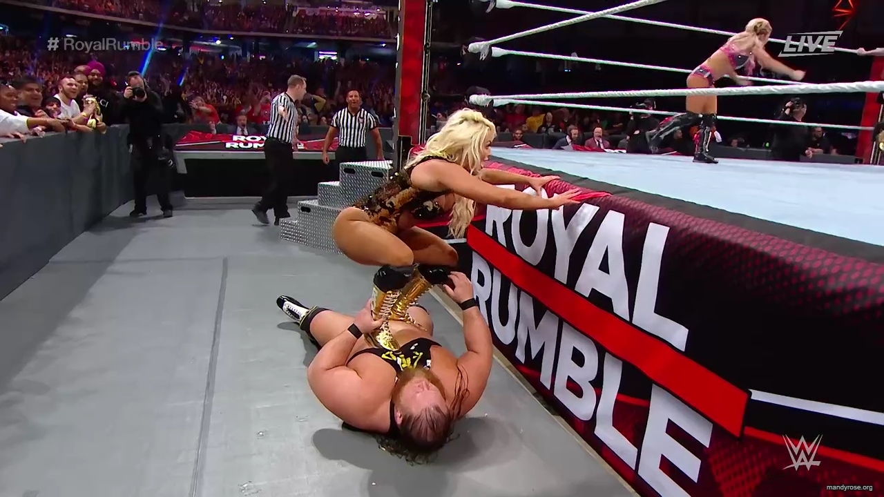 WWE_Royal_Rumble_2020_PPV_720p_WEB_h264-HEEL_mp40190.jpg