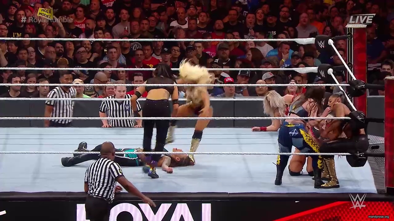 WWE_Royal_Rumble_2020_PPV_720p_WEB_h264-HEEL_mp40340.jpg