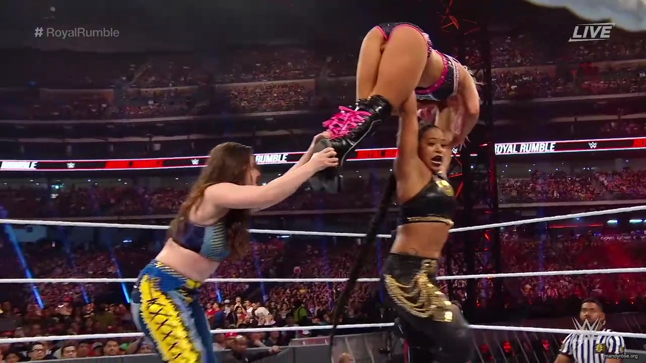 WWE_Royal_Rumble_2020_PPV_720p_WEB_h264-HEEL_mp40503.jpg