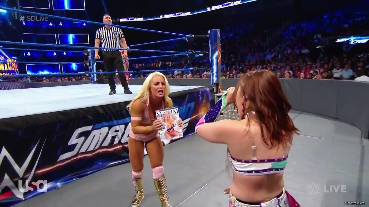 WWE_SmackDown_2019_09_24_720p_WEB_h264-HEEL_mp41940.jpg