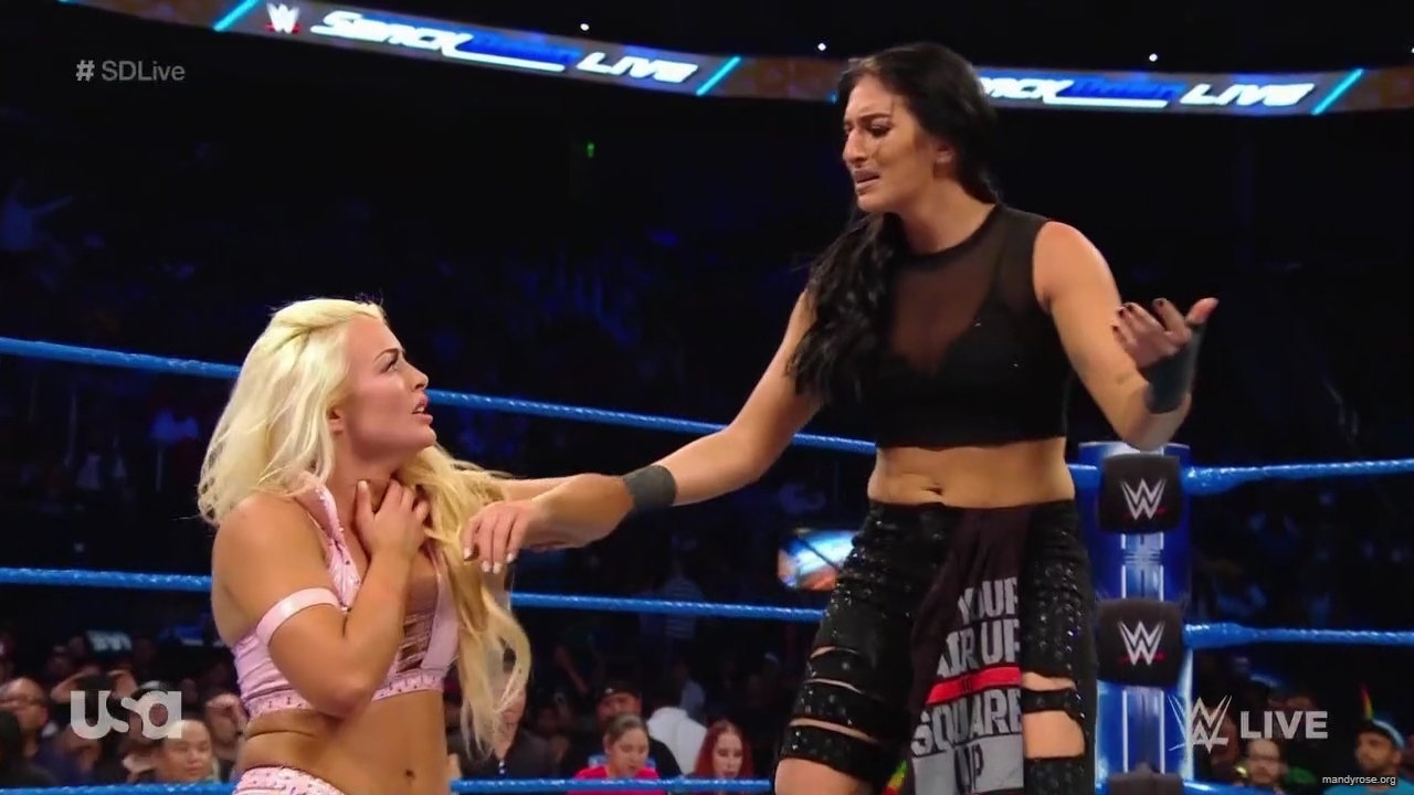 WWE_SmackDown_2019_09_24_720p_WEB_h264-HEEL_mp42110.jpg