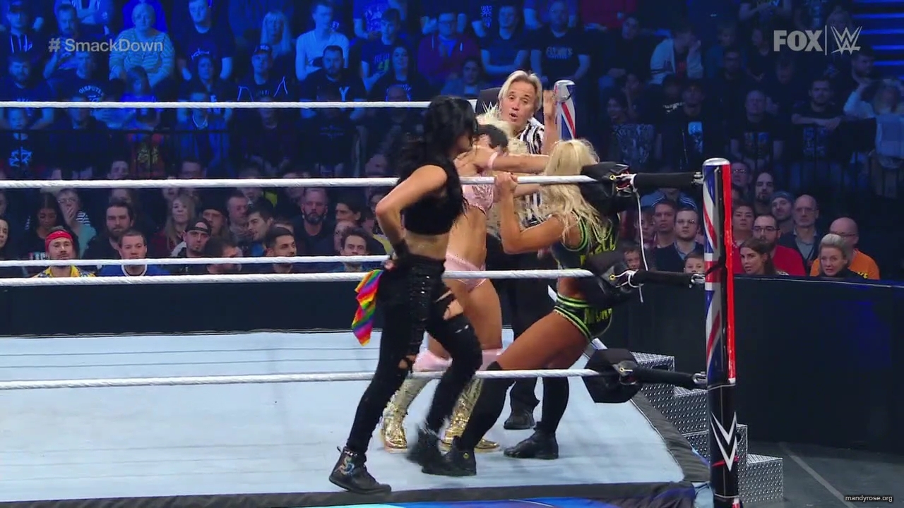 WWE_SmackDown_2019_11_08_720p_WEB_h264-HEEL_mp41513.jpg