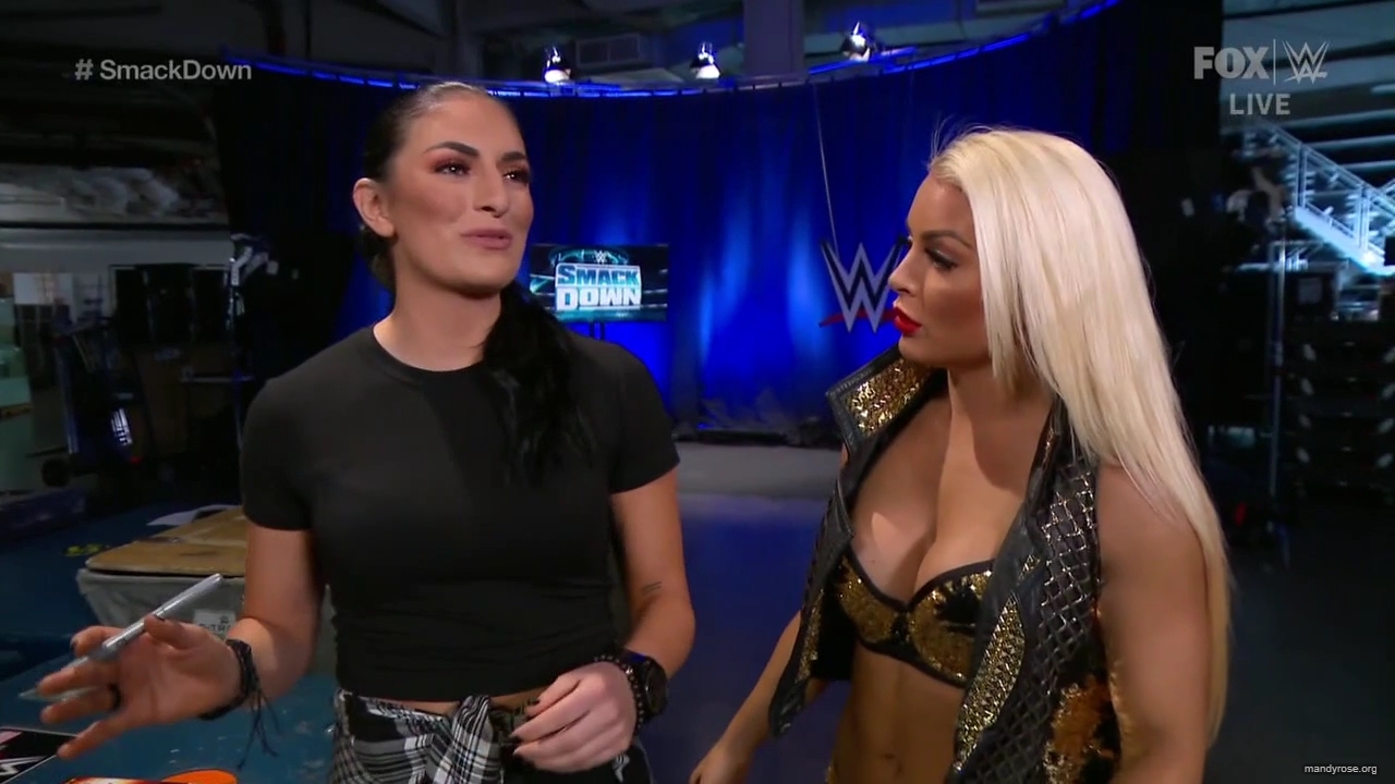 WWE_SmackDown_2019_12_27_720p_WEB_h264-HEEL_mp40942.jpg