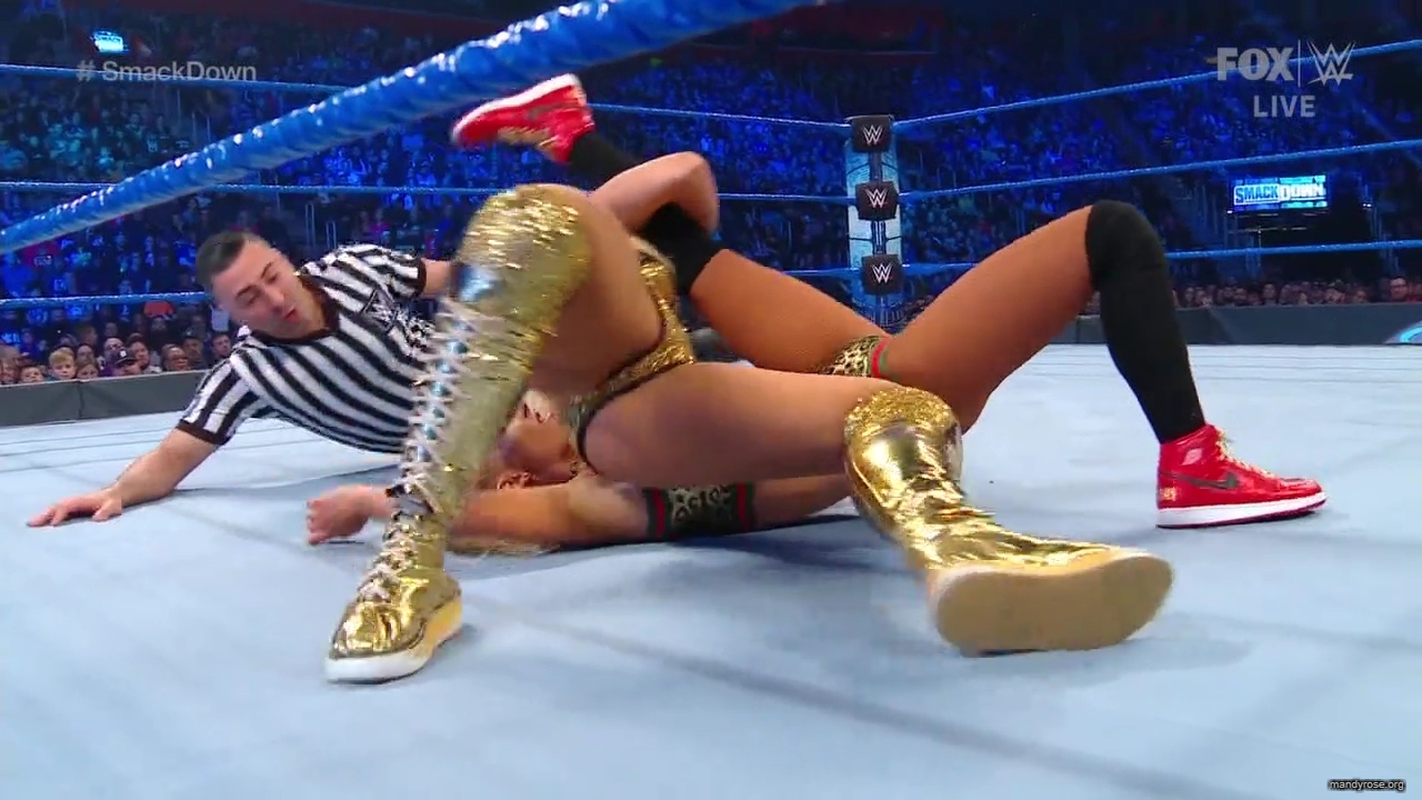 WWE_SmackDown_2019_12_27_720p_WEB_h264-HEEL_mp41231.jpg