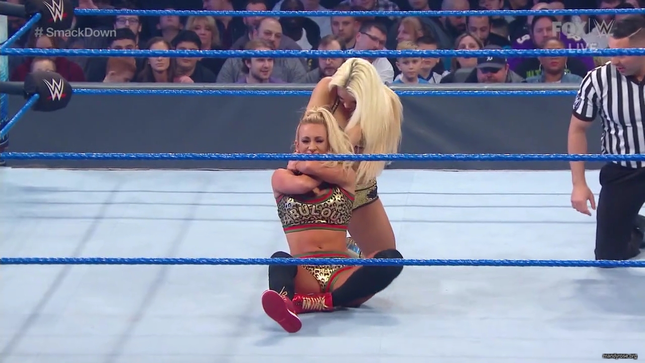 WWE_SmackDown_2019_12_27_720p_WEB_h264-HEEL_mp41250.jpg