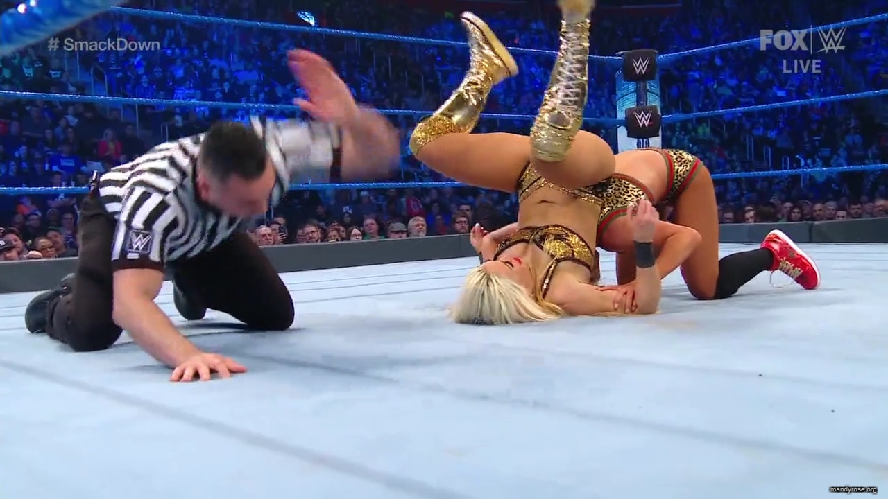 WWE_SmackDown_2019_12_27_720p_WEB_h264-HEEL_mp41373.jpg