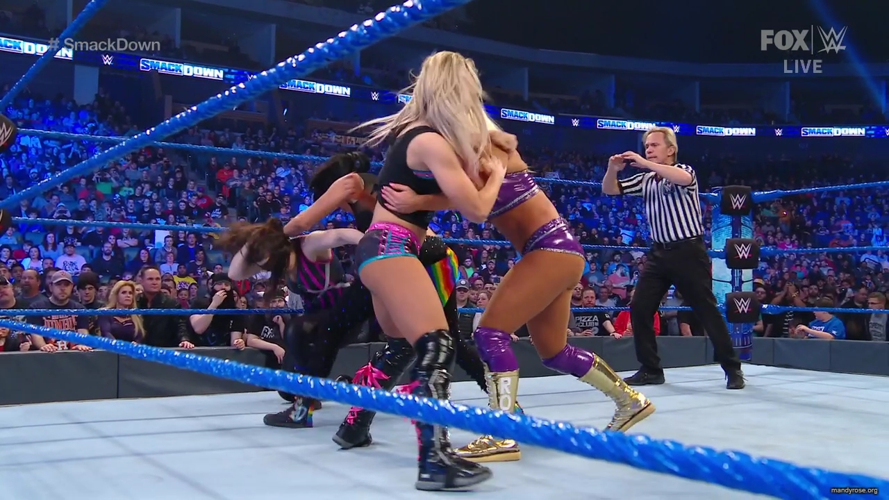 WWE_SmackDown_2020_01_31_720p_WEB_h264-HEEL_mp41611.jpg