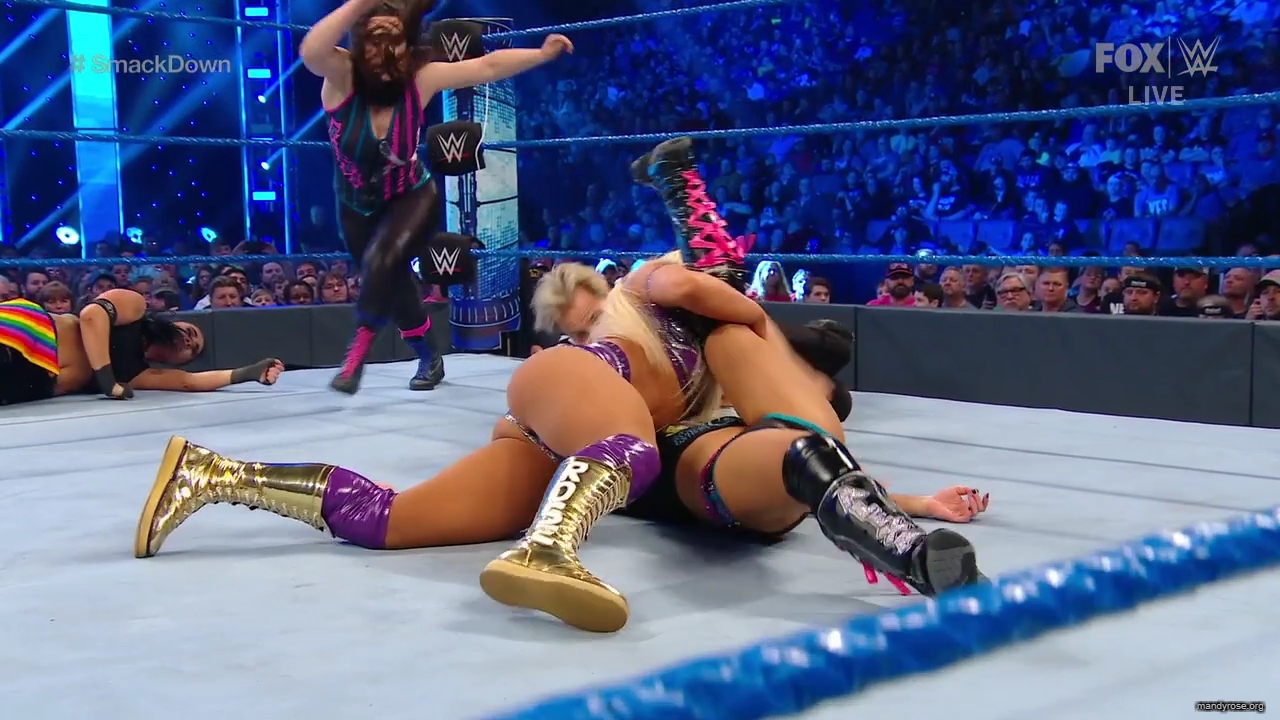 WWE_SmackDown_2020_01_31_720p_WEB_h264-HEEL_mp41735.jpg