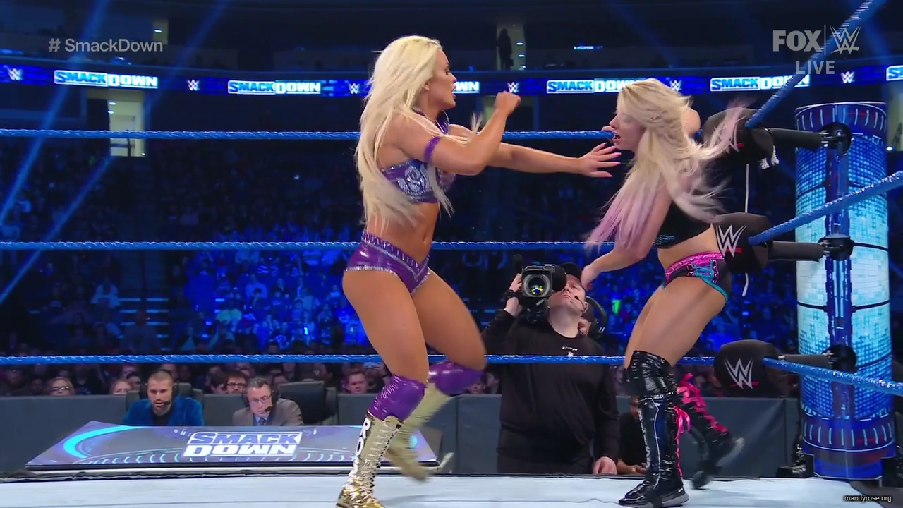 WWE_SmackDown_2020_01_31_720p_WEB_h264-HEEL_mp41744.jpg