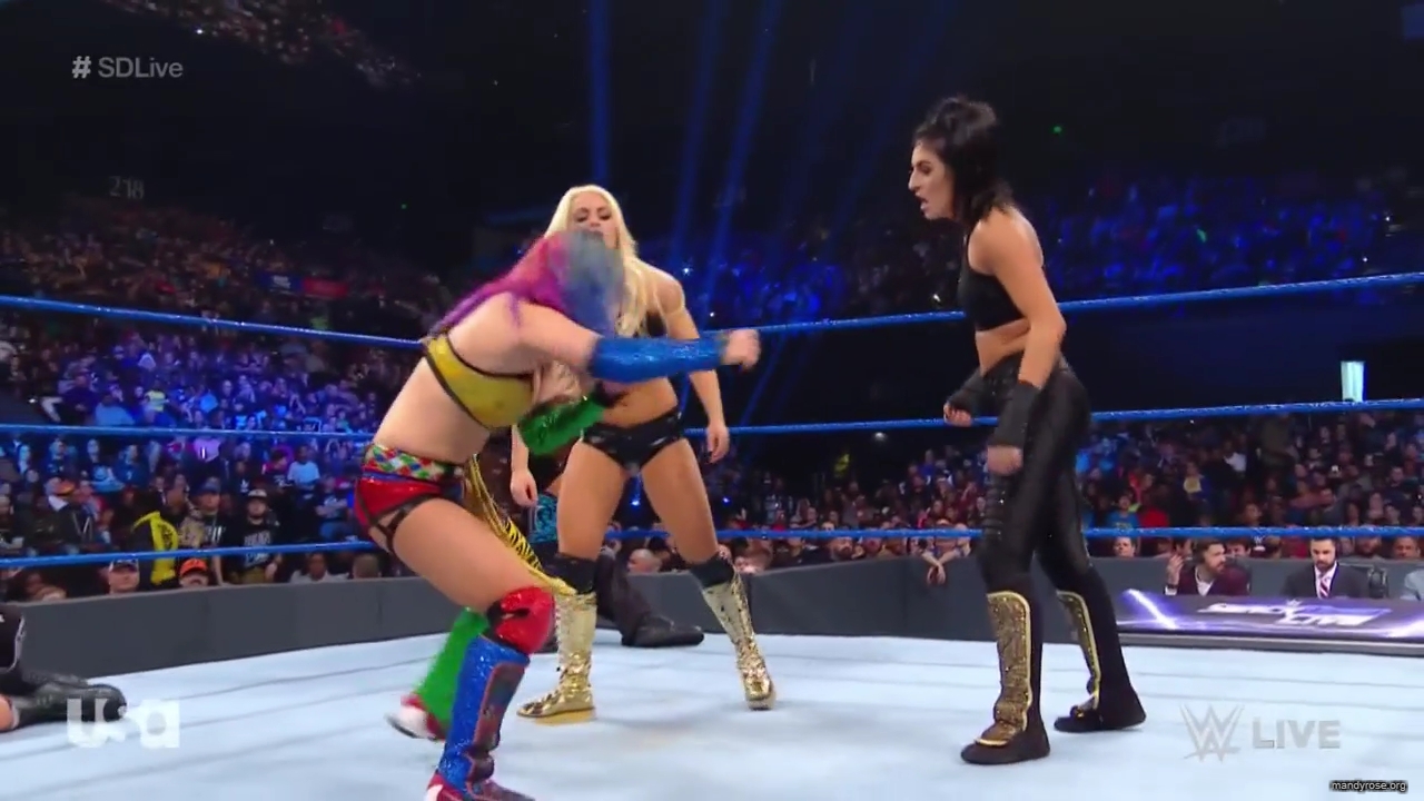 WWE_SmackDown_Live_2019_04_02_720p_HDTV_x264-NWCHD_mp41177.jpg