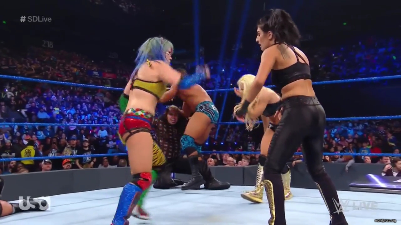 WWE_SmackDown_Live_2019_04_02_720p_HDTV_x264-NWCHD_mp41180.jpg