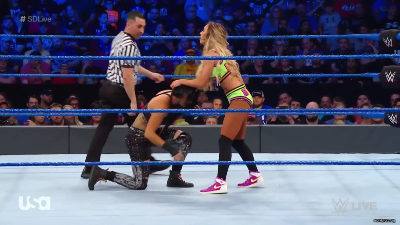 WWE_SmackDown_Live_2019_05_07_720p_HDTV_x264-NWCHD_mp40162.jpg