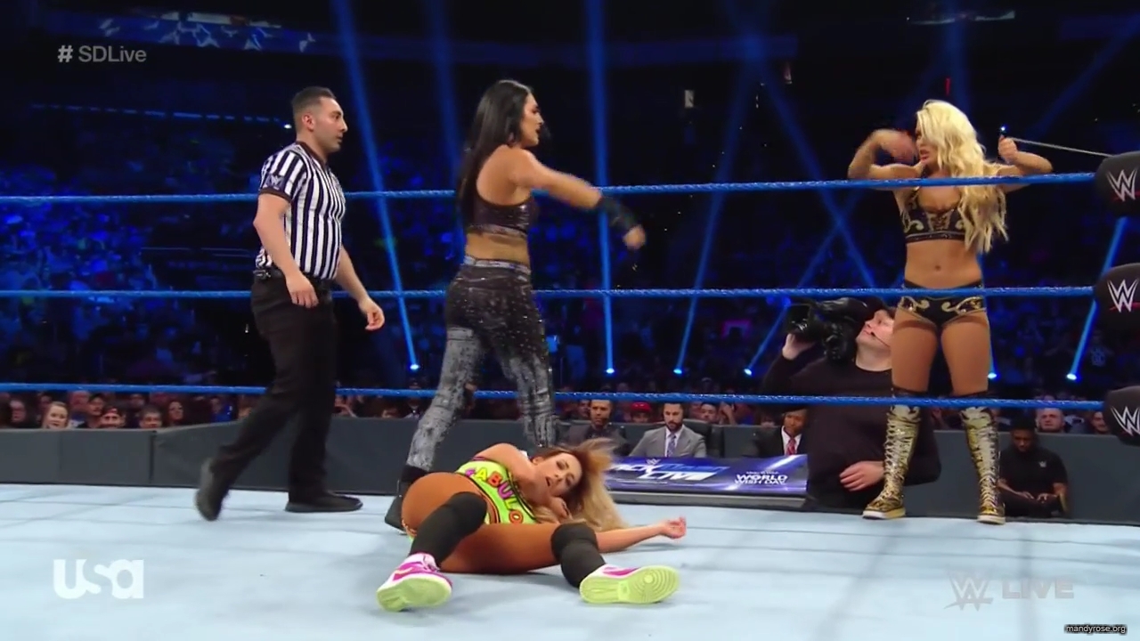 WWE_SmackDown_Live_2019_05_07_720p_HDTV_x264-NWCHD_mp40166.jpg