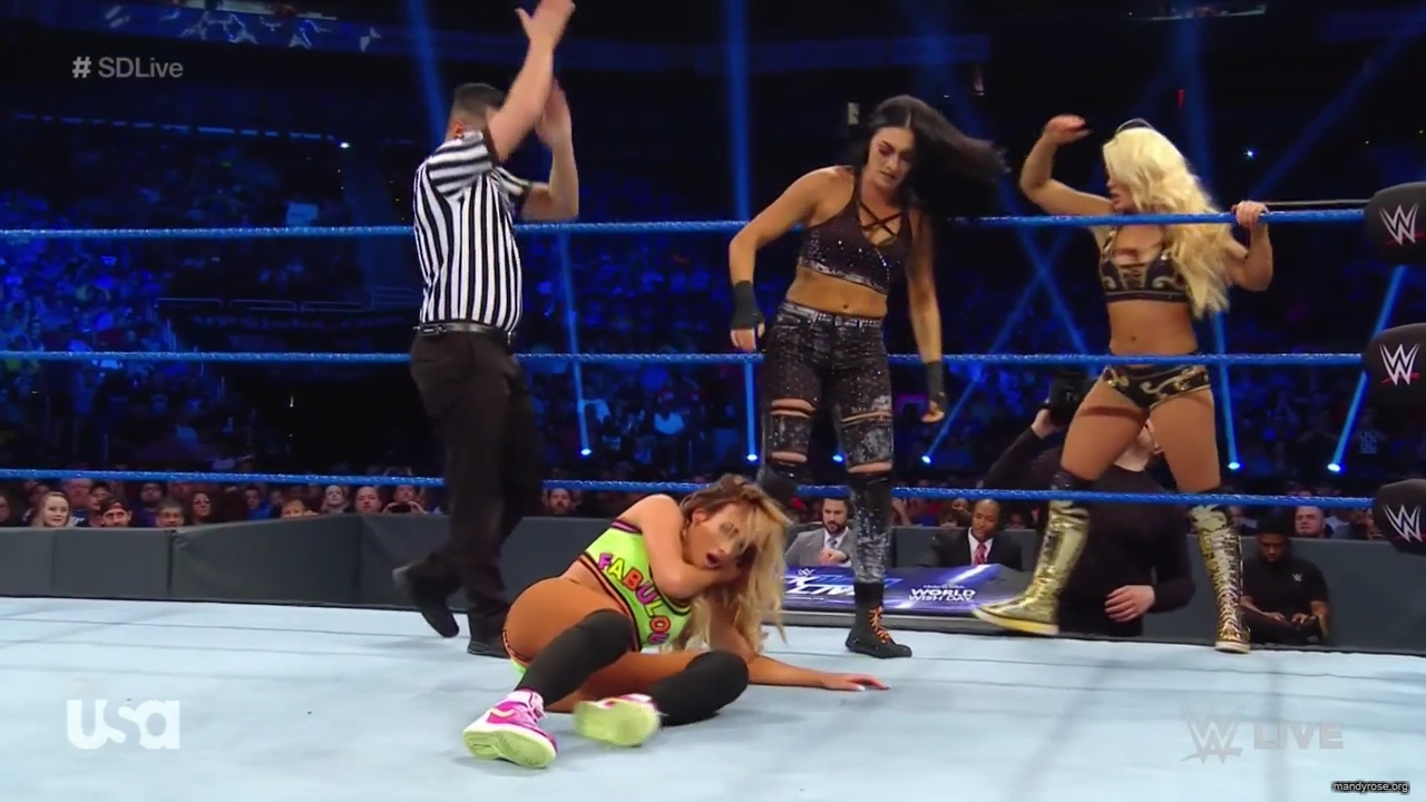 WWE_SmackDown_Live_2019_05_07_720p_HDTV_x264-NWCHD_mp40167.jpg