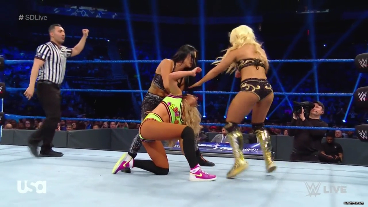 WWE_SmackDown_Live_2019_05_07_720p_HDTV_x264-NWCHD_mp40170.jpg