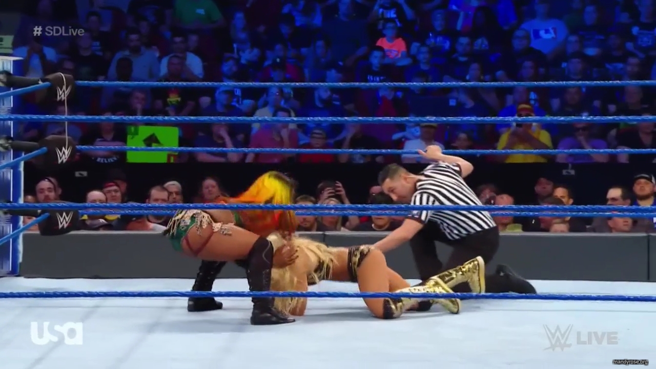 WWE_SmackDown_Live_2019_05_07_720p_HDTV_x264-NWCHD_mp40200.jpg