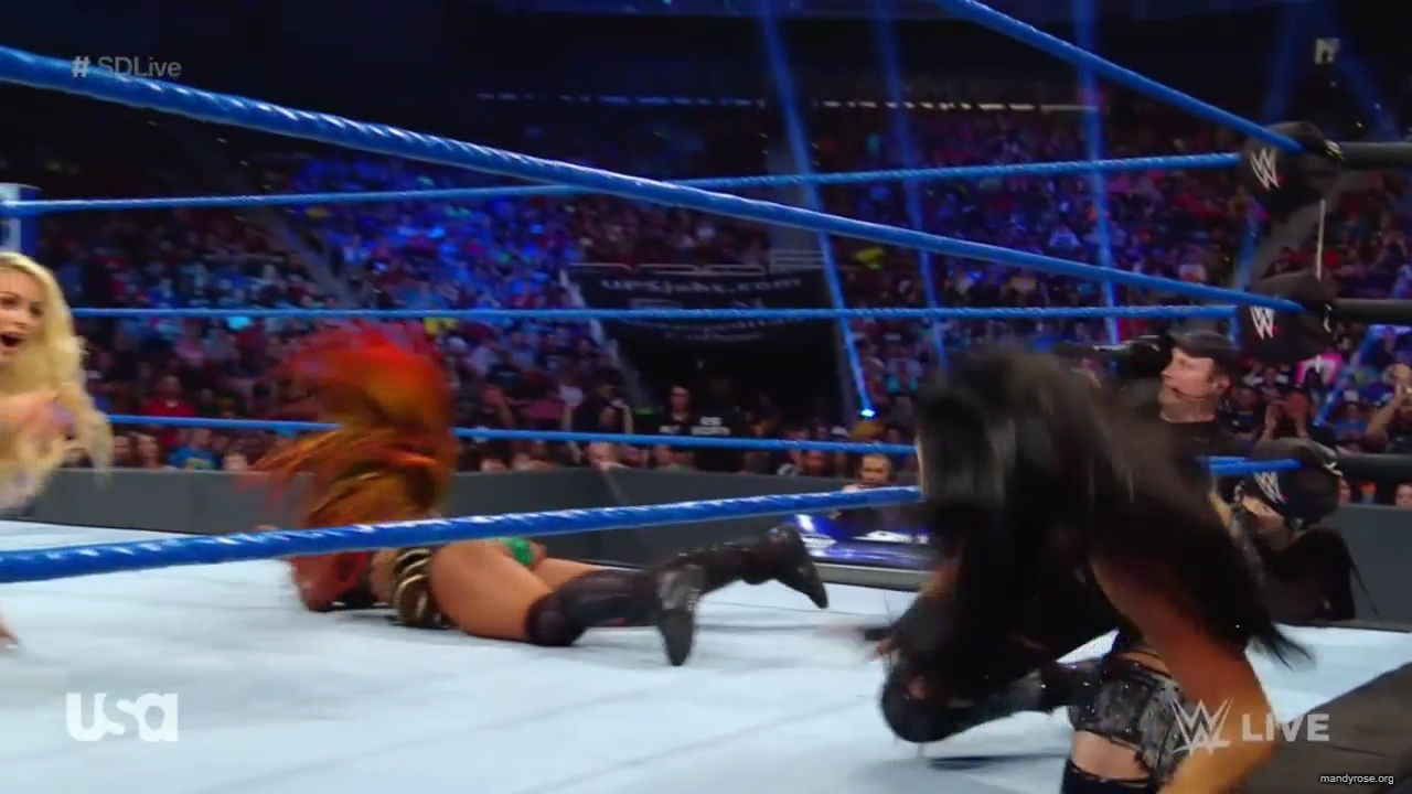 WWE_SmackDown_Live_2019_05_07_720p_HDTV_x264-NWCHD_mp40272.jpg