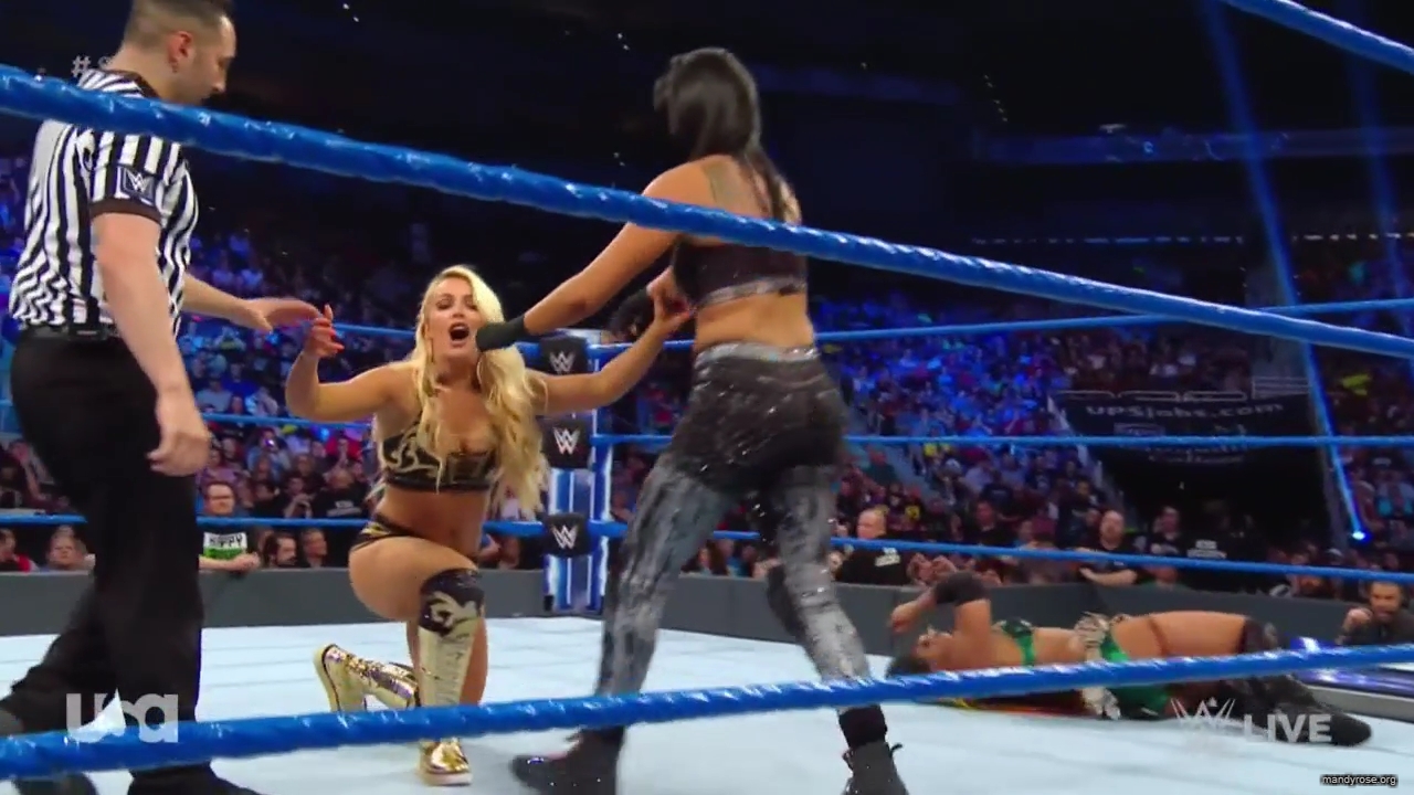 WWE_SmackDown_Live_2019_05_07_720p_HDTV_x264-NWCHD_mp40274.jpg