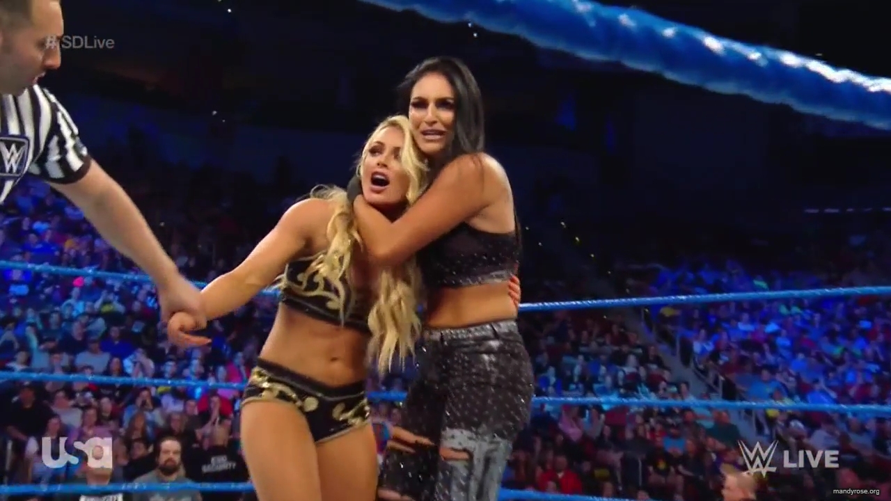 WWE_SmackDown_Live_2019_05_07_720p_HDTV_x264-NWCHD_mp40275.jpg