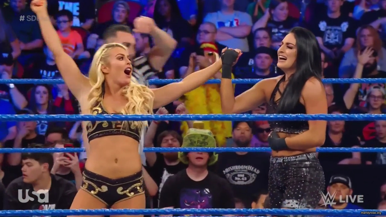 WWE_SmackDown_Live_2019_05_07_720p_HDTV_x264-NWCHD_mp40279.jpg