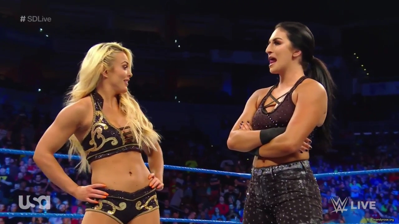 WWE_SmackDown_Live_2019_05_07_720p_HDTV_x264-NWCHD_mp40335.jpg