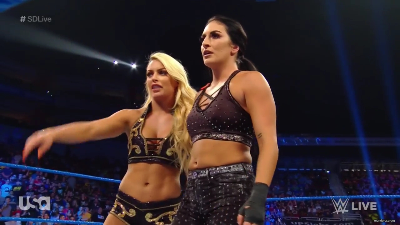 WWE_SmackDown_Live_2019_05_07_720p_HDTV_x264-NWCHD_mp40350.jpg