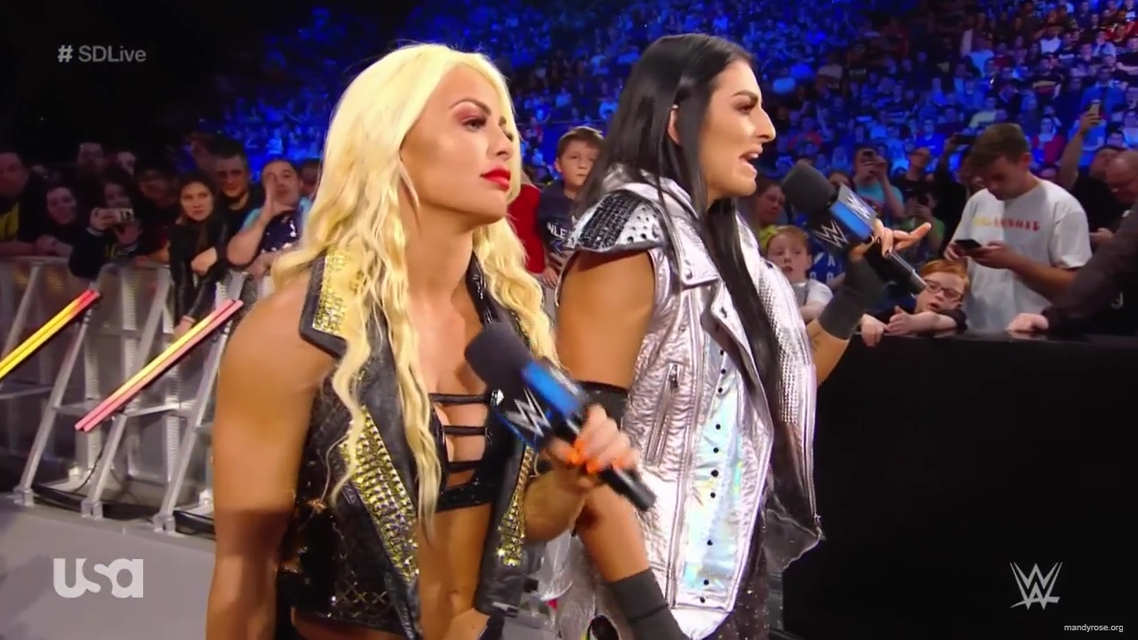 WWE_SmackDown_Live_2019_05_14_720p_HDTV_x264-NWCHD_mp42987.jpg