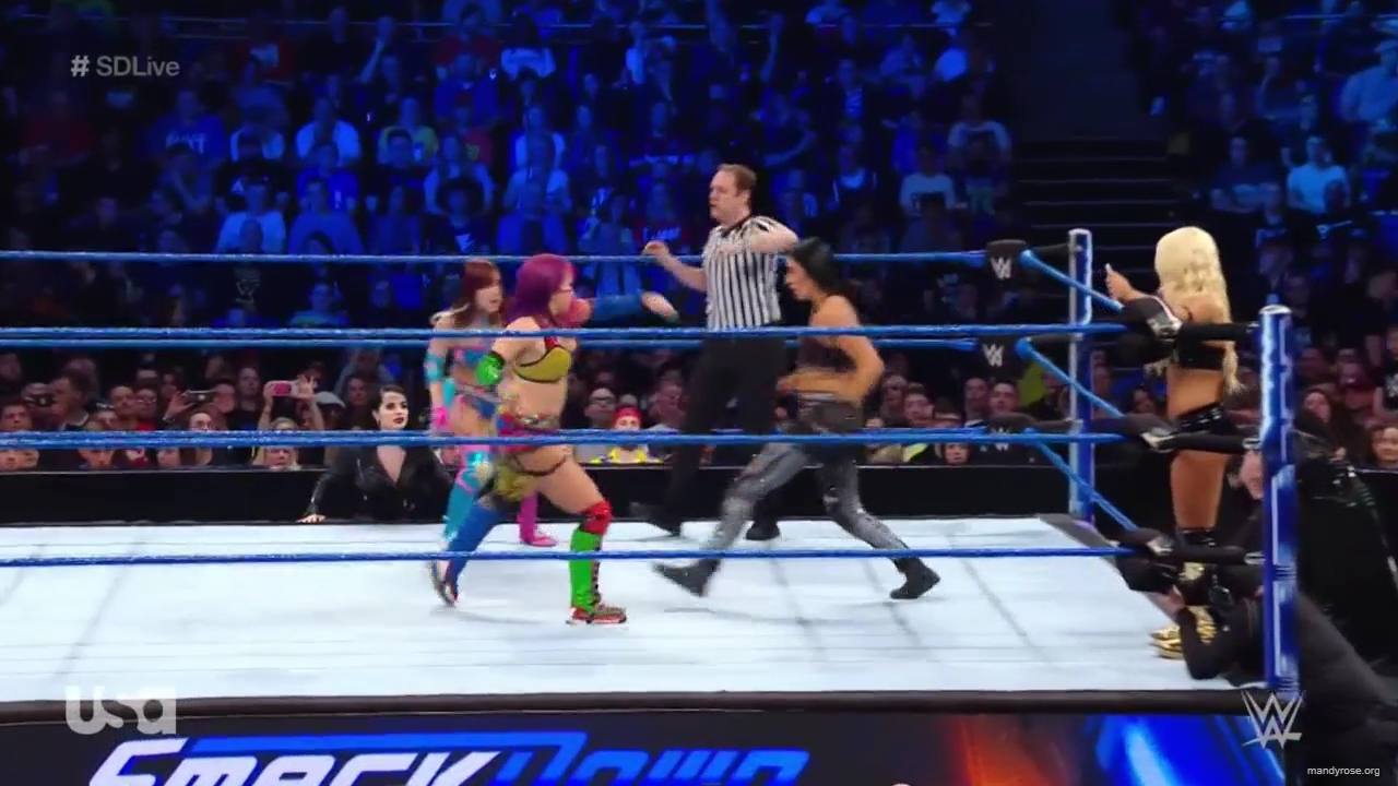 WWE_SmackDown_Live_2019_05_14_720p_HDTV_x264-NWCHD_mp43040.jpg