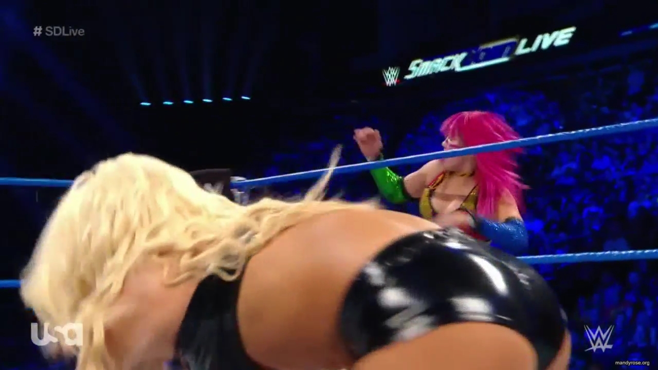 WWE_SmackDown_Live_2019_05_14_720p_HDTV_x264-NWCHD_mp43123.jpg