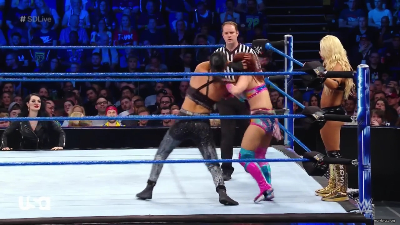 WWE_SmackDown_Live_2019_05_14_720p_HDTV_x264-NWCHD_mp43135.jpg