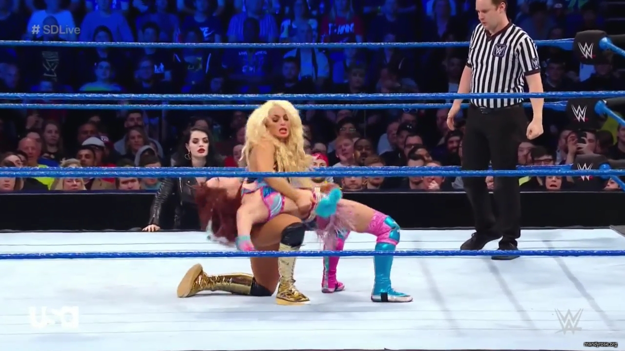 WWE_SmackDown_Live_2019_05_14_720p_HDTV_x264-NWCHD_mp43170.jpg