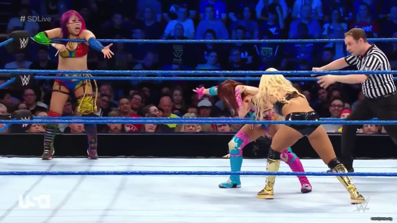 WWE_SmackDown_Live_2019_05_14_720p_HDTV_x264-NWCHD_mp43195.jpg