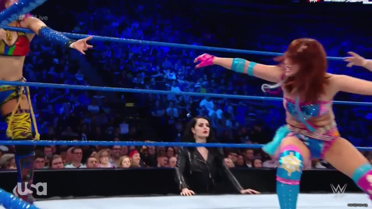 WWE_SmackDown_Live_2019_05_14_720p_HDTV_x264-NWCHD_mp43197.jpg