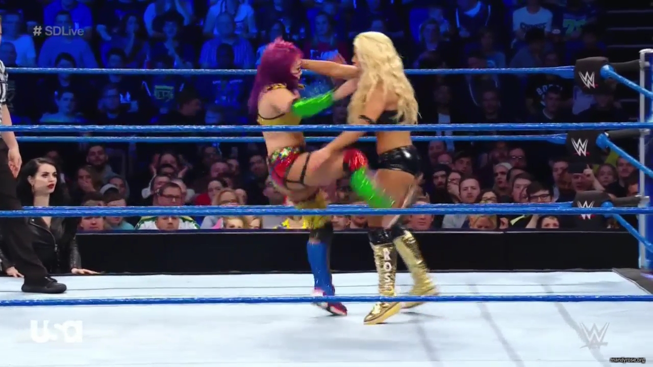 WWE_SmackDown_Live_2019_05_14_720p_HDTV_x264-NWCHD_mp43242.jpg