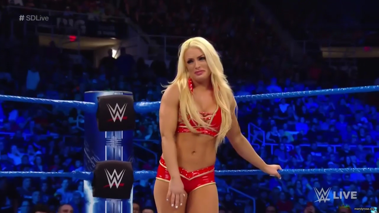 WWE_SmackDown_Live_2019_05_21_720p_HDTV_x264-NWCHD_mp40260.jpg