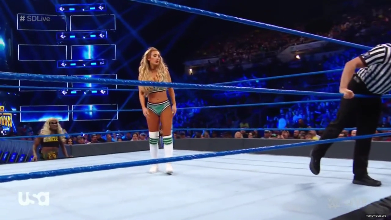 WWE_SmackDown_Live_2019_05_21_720p_HDTV_x264-NWCHD_mp40285.jpg