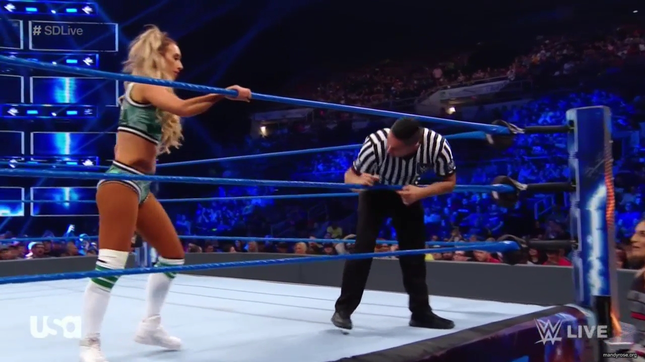 WWE_SmackDown_Live_2019_05_21_720p_HDTV_x264-NWCHD_mp40304.jpg