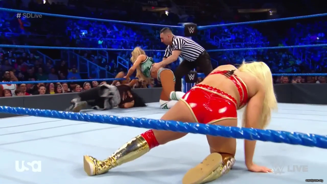 WWE_SmackDown_Live_2019_05_21_720p_HDTV_x264-NWCHD_mp40327.jpg